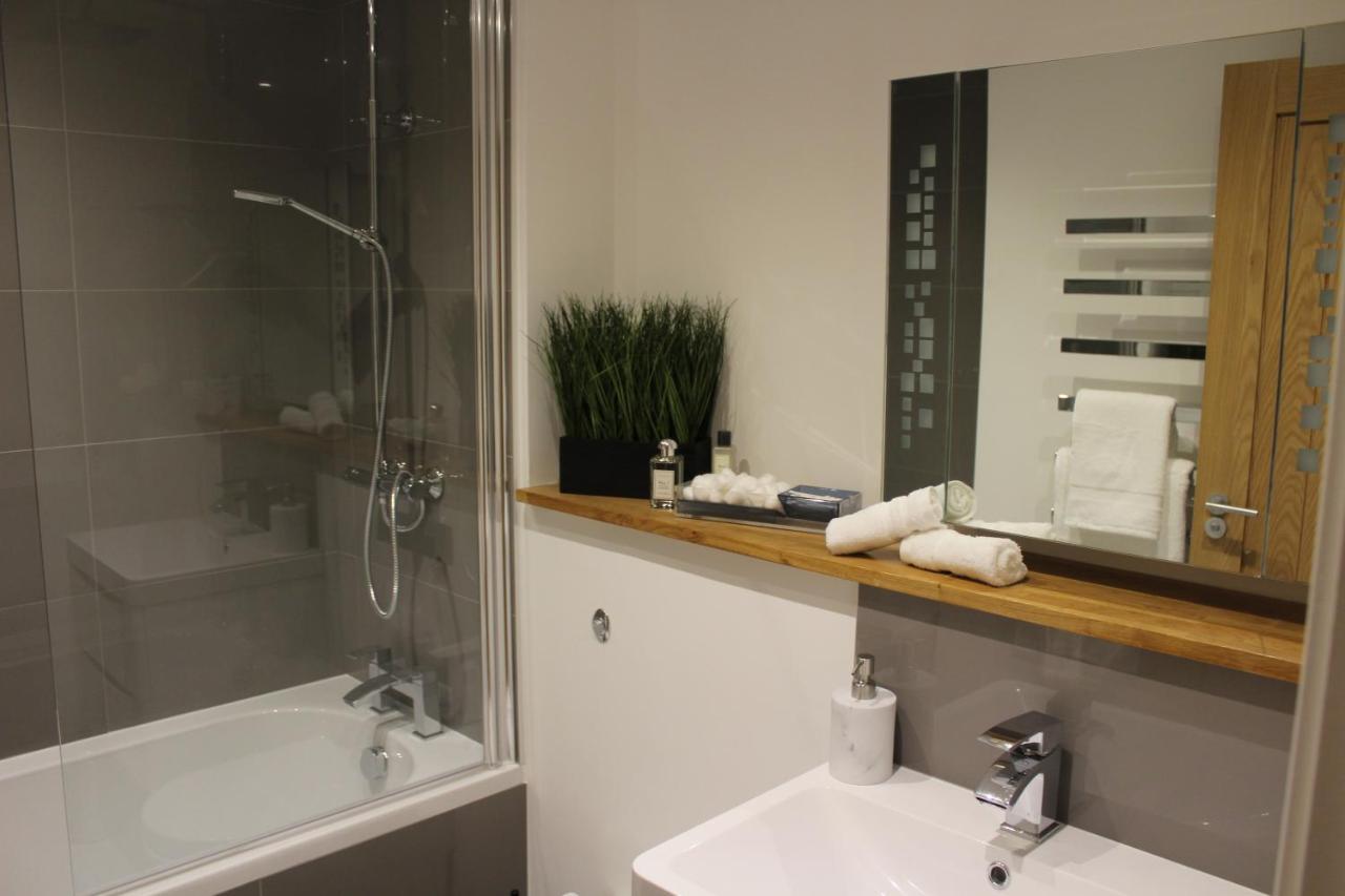 Luxury 2 Bed Apartment In The Heart Of Rochester Rochester  Exterior foto