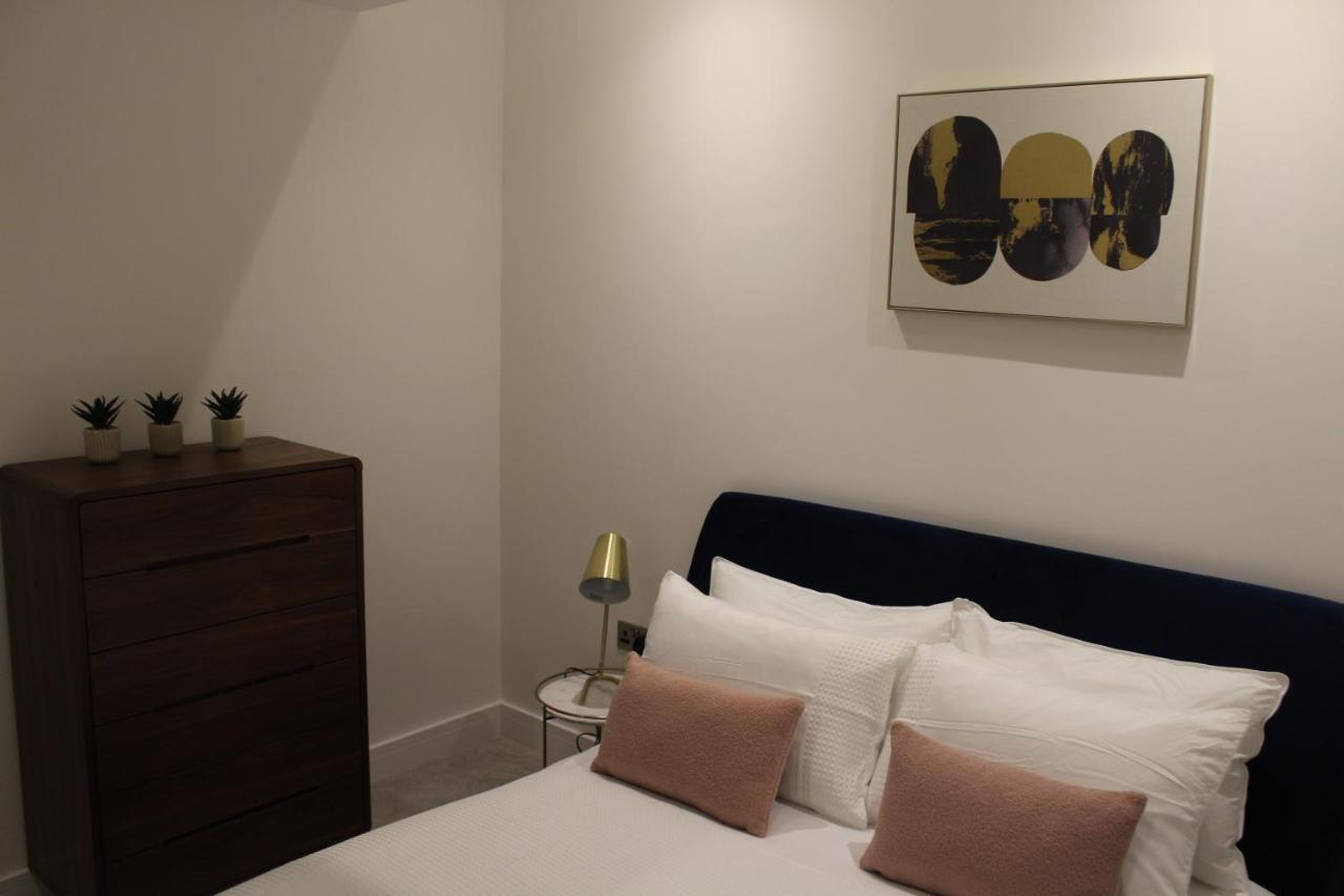 Luxury 2 Bed Apartment In The Heart Of Rochester Rochester  Exterior foto